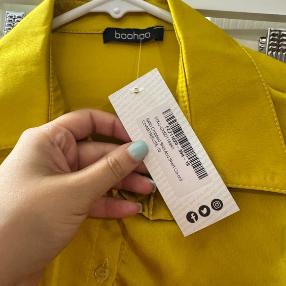 Boohoo Yellow 2 piece set - Picture 3 of 3